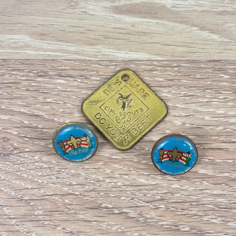 3pc‎ Lot Vintage Boy Scouts BSA 1985 National Jamboree Pins Cub Scout Wolf Charm
